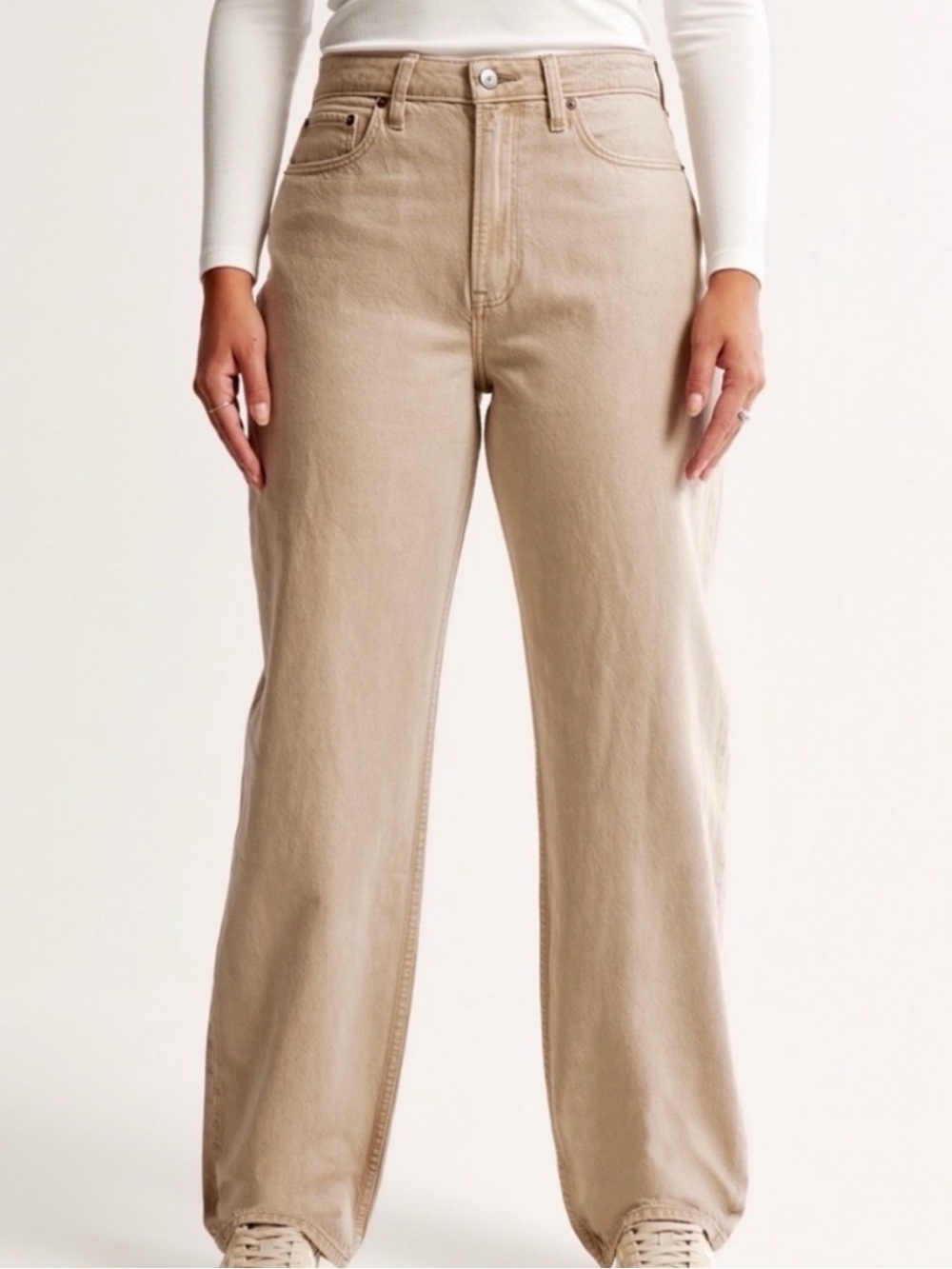 Abercrombie & Fitch Women’s Straight-Leg Jeans in Soft Taupe